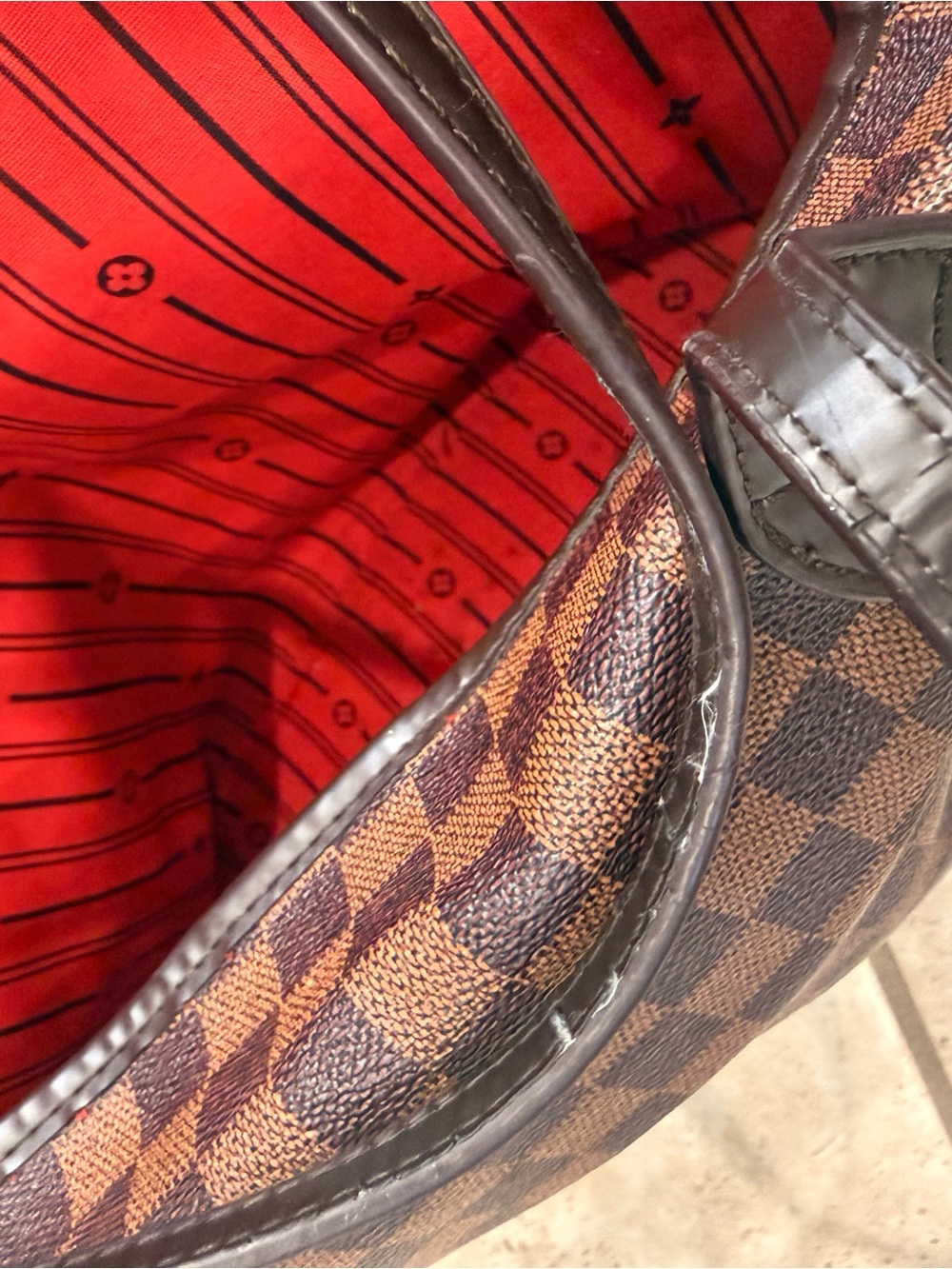 Louis Vuitton Brown Checkered Tote with Red Interior - Picture 5 of 15